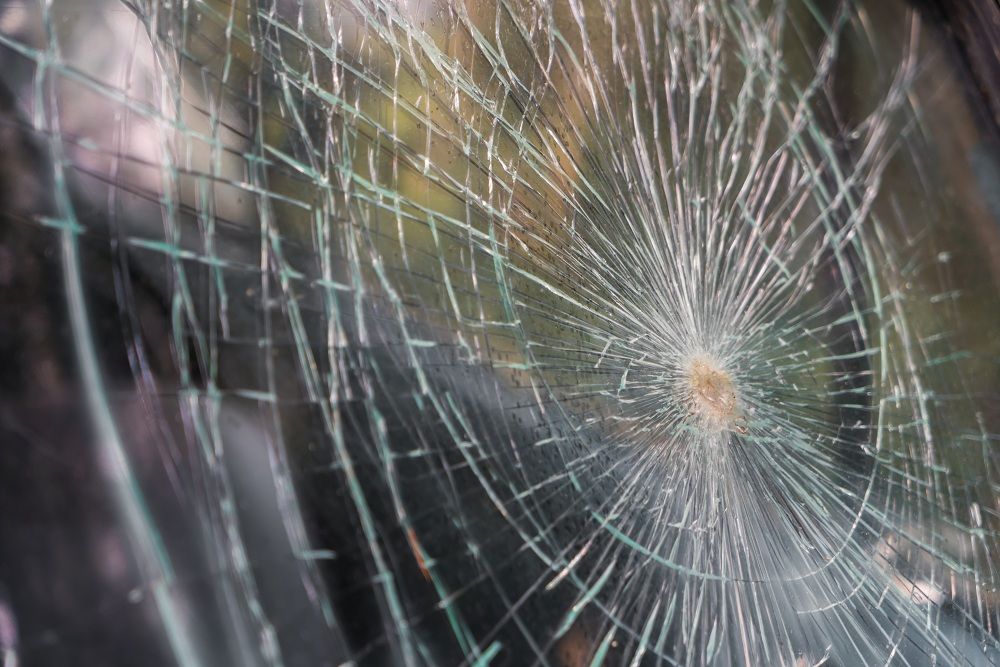 How to Prevent Small Windscreen Cracks from Getting Bigger?
