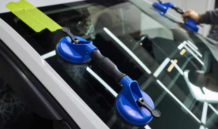 Professional windscreen repair service in Brighton, Crawley, Horsham, and Worthing